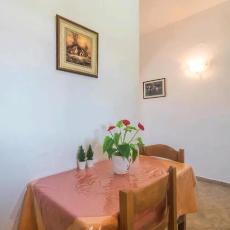 Apartamento Aleka 4